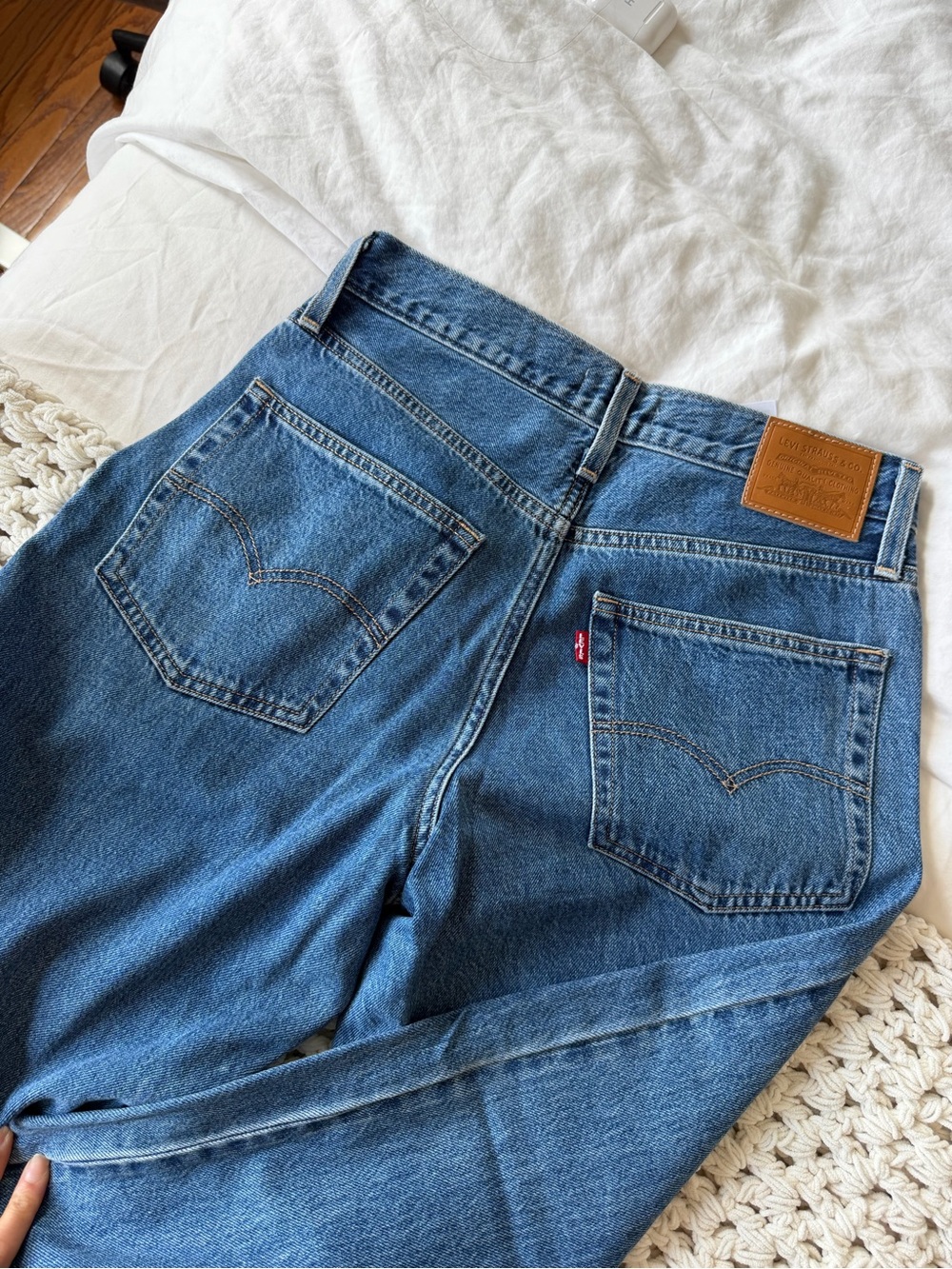 Levi's Baggy Dad Jeans - Picture 3 of 4